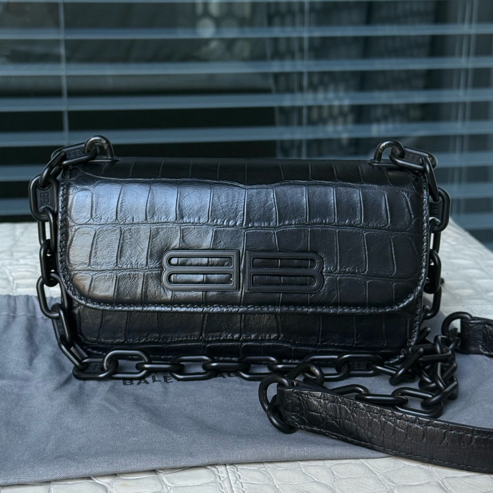 Balenciaga Supple Calfskin Monochrome Crocodile Embossed Gossip Chain‎ Bag XS